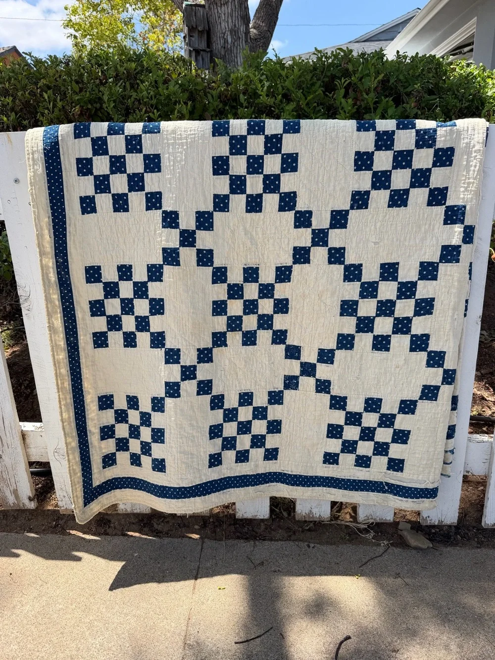 VTG Irish Chain Quilt Blue White Stars Soft Gauzy Cotton 1940s Cutter 70x75